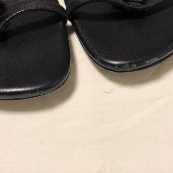 Cole Haan Black leather sandals - Picture 3 of 4
